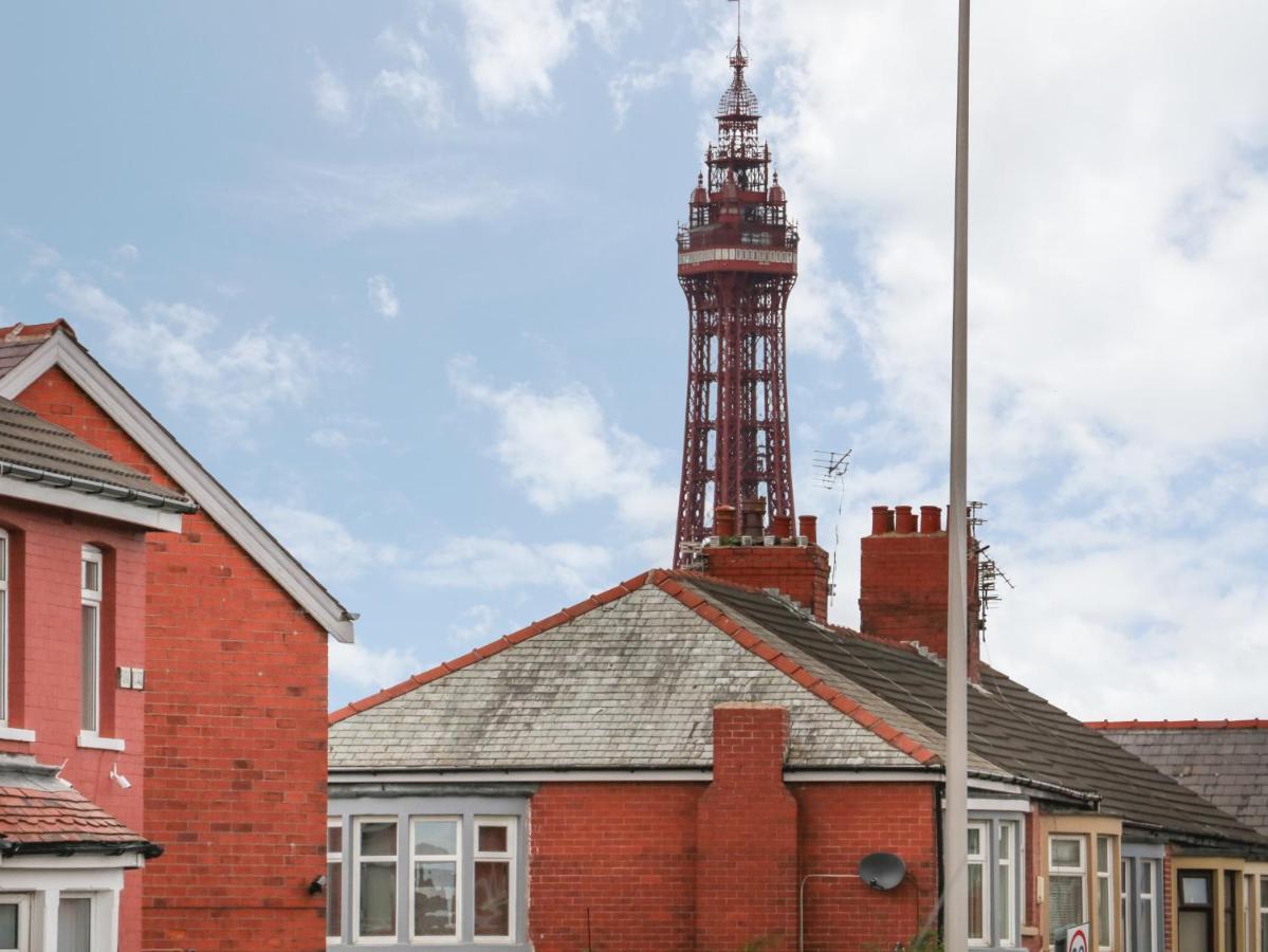 Park Road Villa Blackpool Exterior photo
